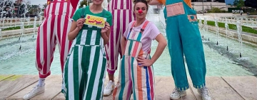 Празничен ноември в театър „Хенд“: Безплатни събития от класната стая до сцената